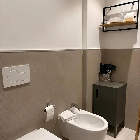 公寓 Penthouse A Due Passi Dal Mare