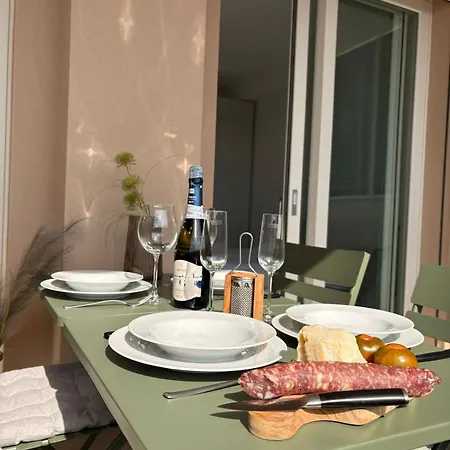 アパート Penthouse A Due Passi Dal Mare *